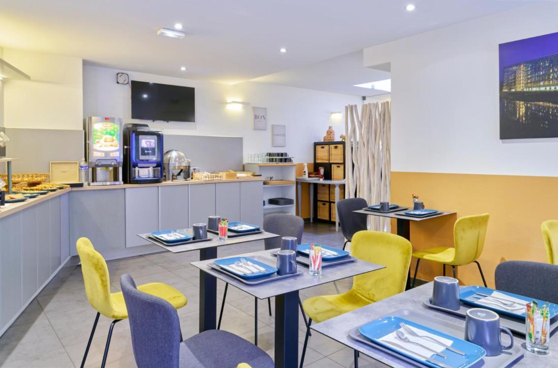 Adonis Hotel Estrasburgo
